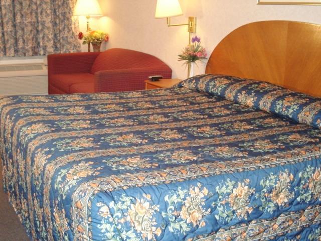 Loyalty Inn Hawkinsville Номер фото