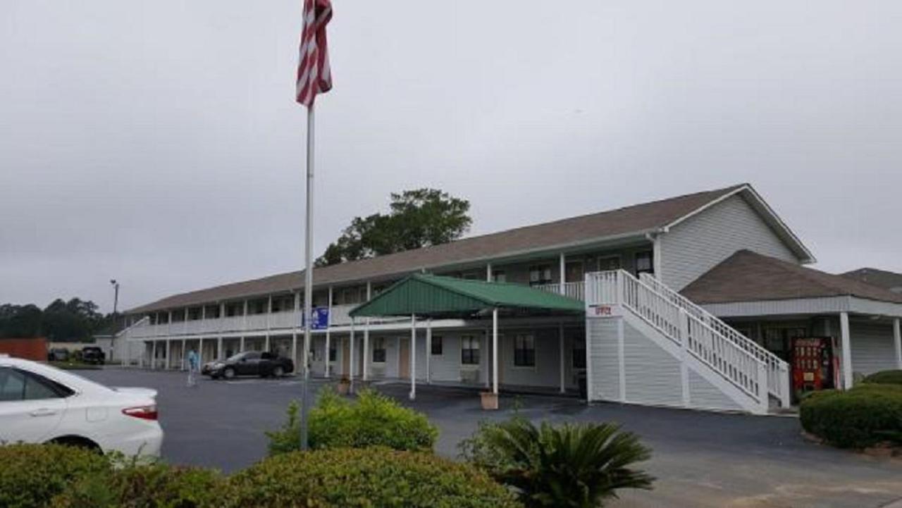 Loyalty Inn Hawkinsville Екстер'єр фото