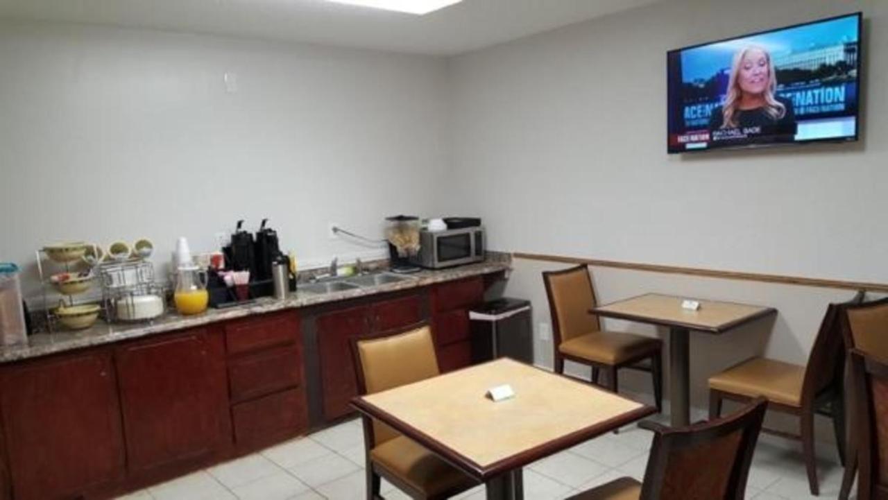 Loyalty Inn Hawkinsville Екстер'єр фото