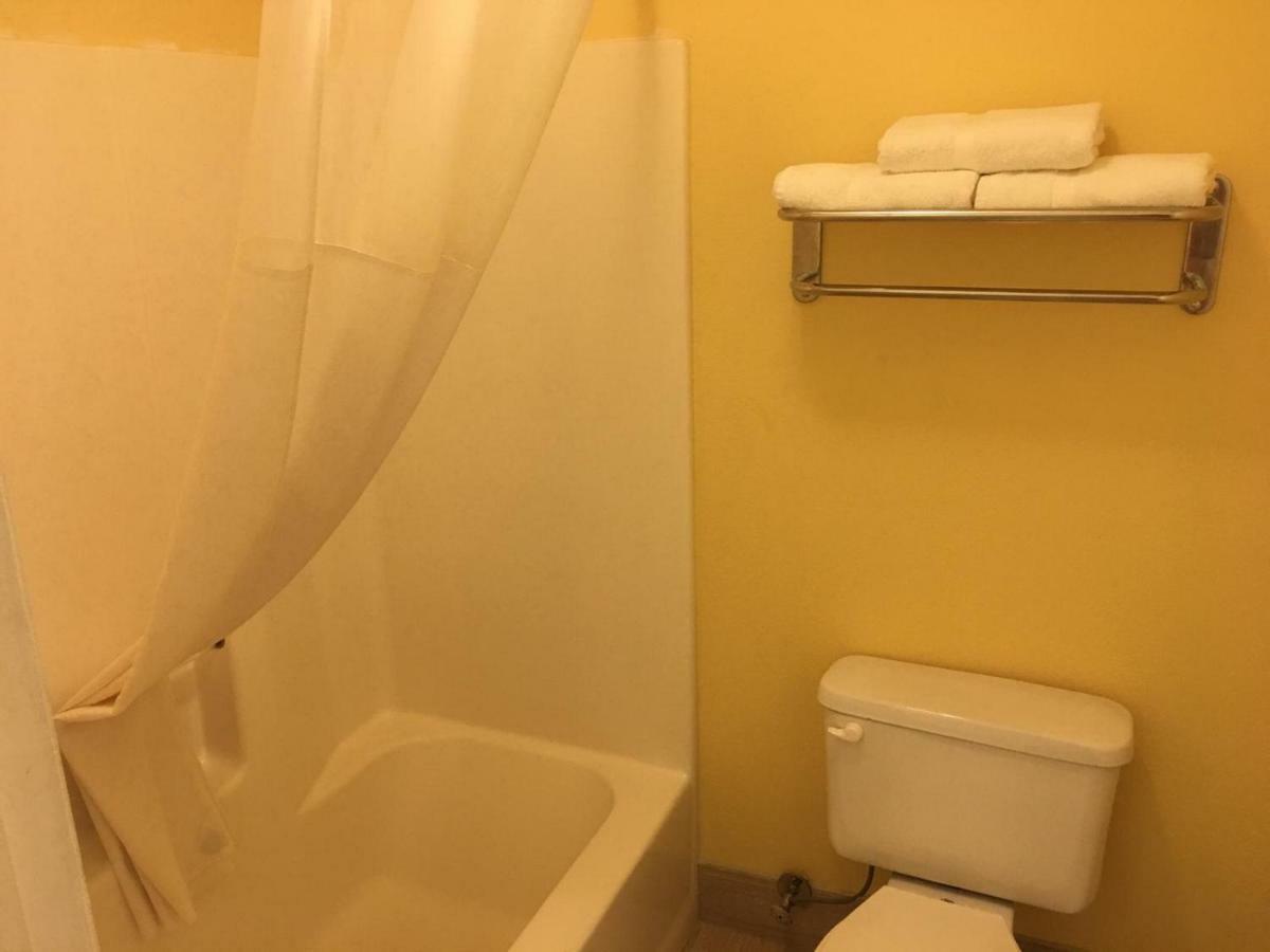 Loyalty Inn Hawkinsville Екстер'єр фото