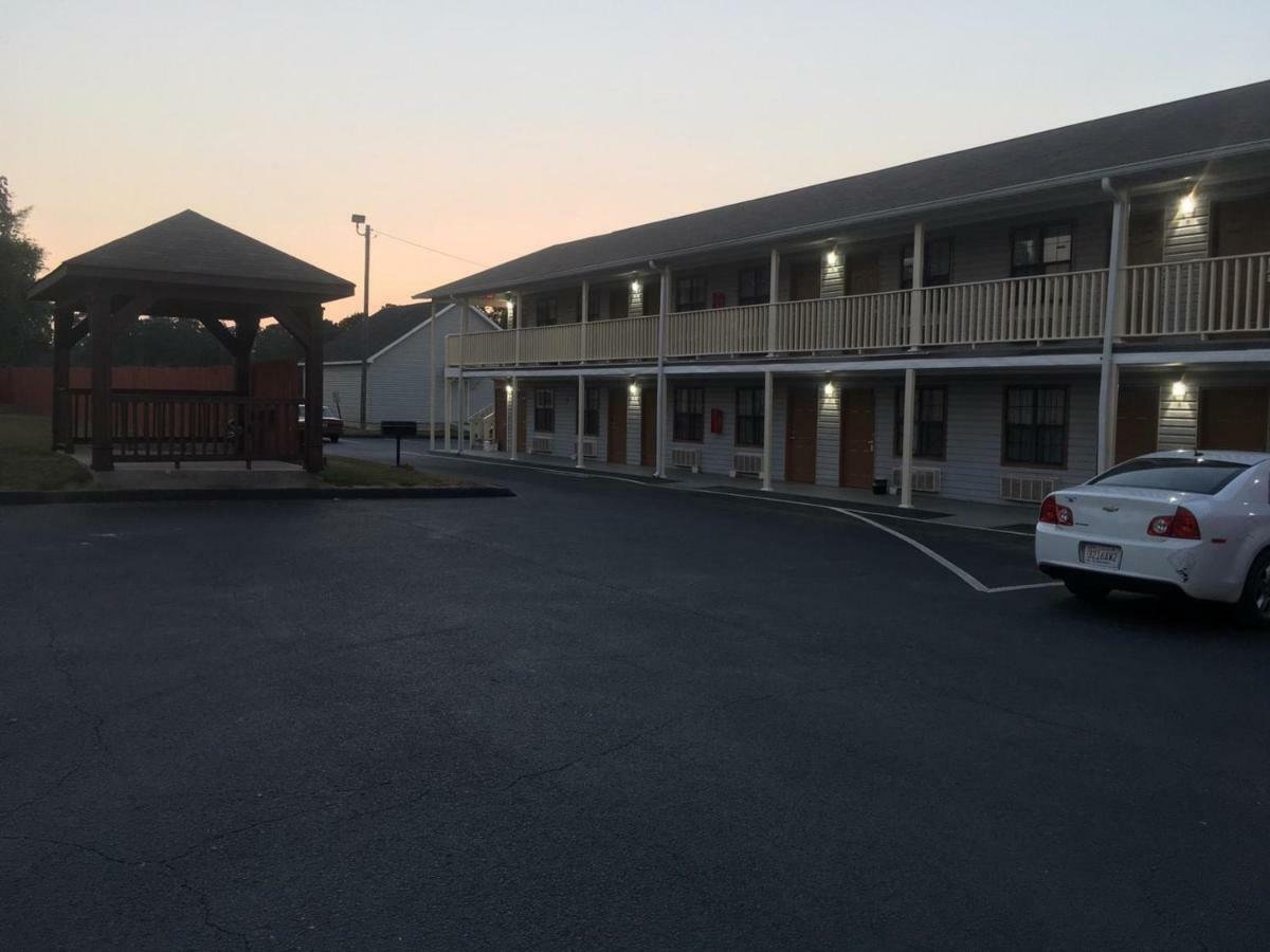 Loyalty Inn Hawkinsville Екстер'єр фото