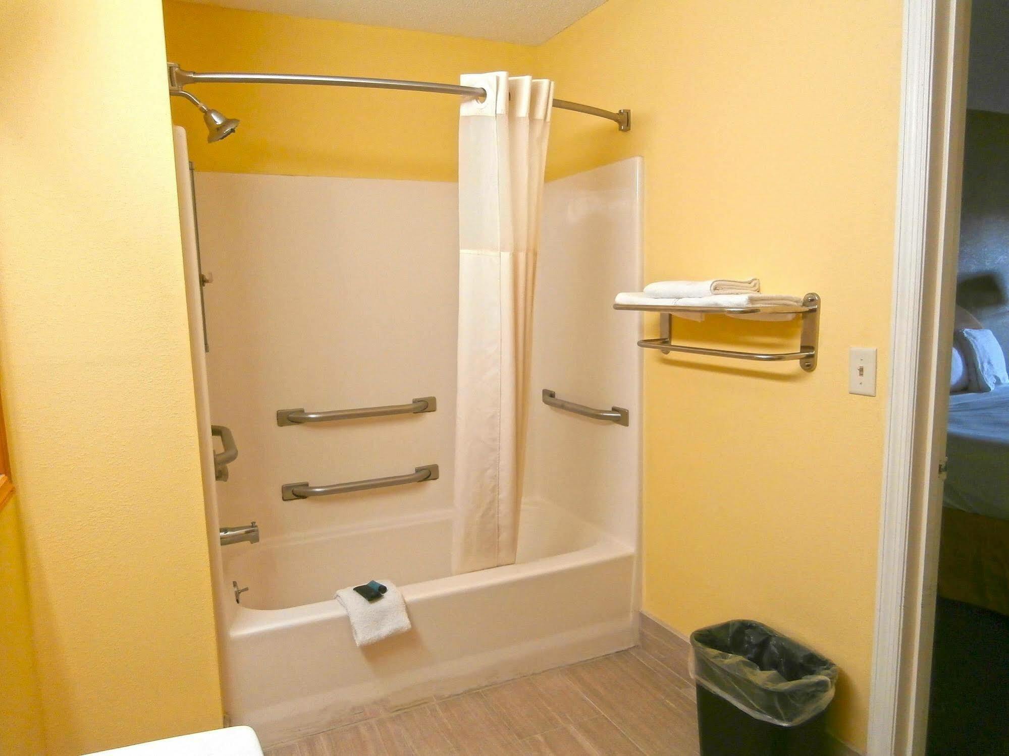 Loyalty Inn Hawkinsville Екстер'єр фото