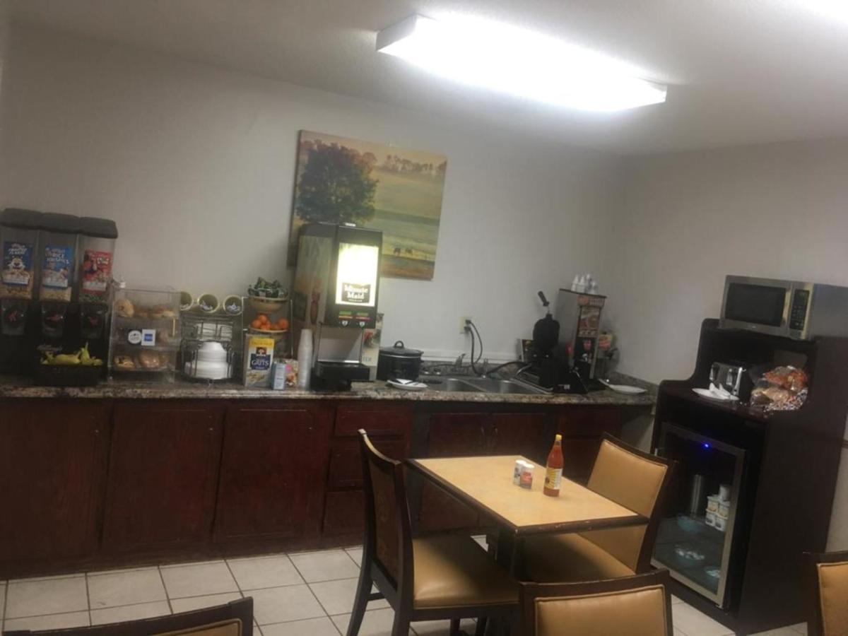 Loyalty Inn Hawkinsville Екстер'єр фото